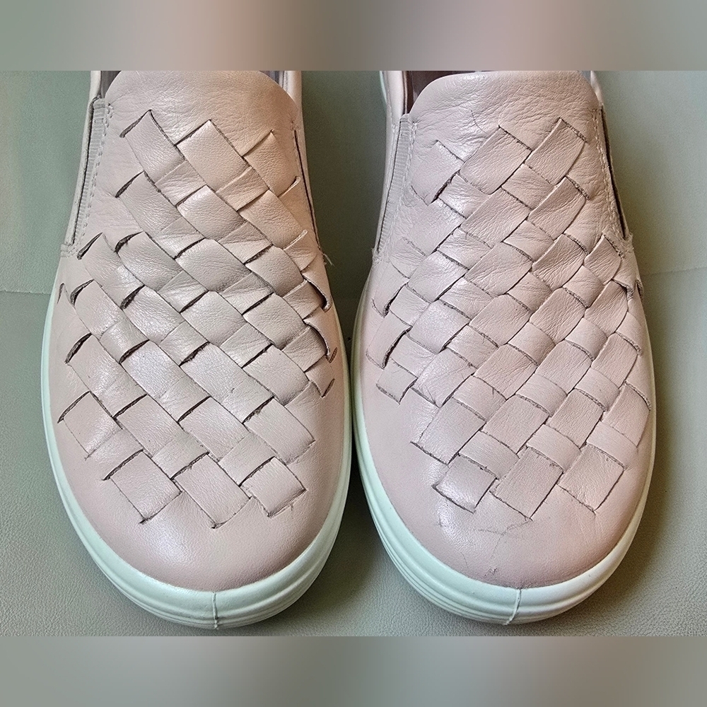 ECCO Women’s SOFT Size 7 Woven Slip On Leather Sneaker Walking Shoe Size 6 PINK - Picture 4 of 12